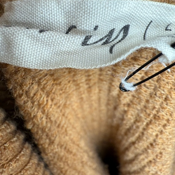 New In Sweater Collared Ribbed Textured Oversized In Camel - Picture 5 of 9